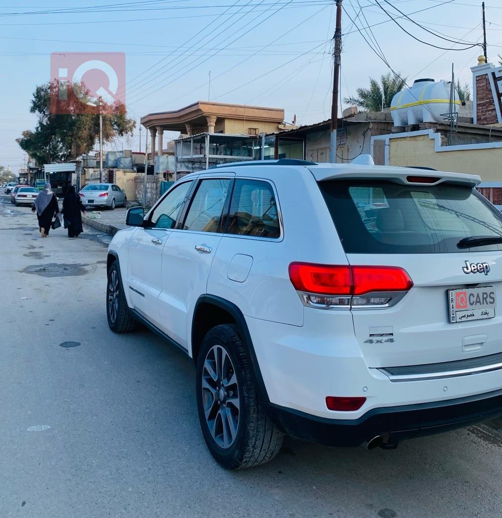 جيب جراند شيروكي